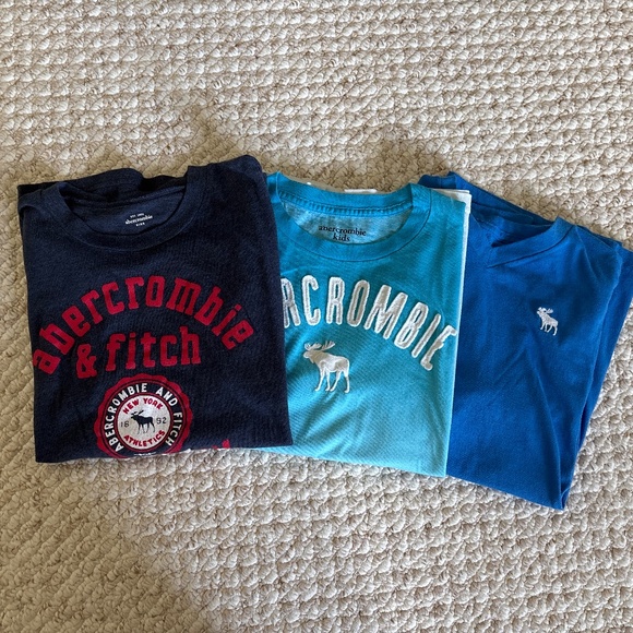 Abercrombie kids - boys tshirts size 11/12 - Picture 1 of 7